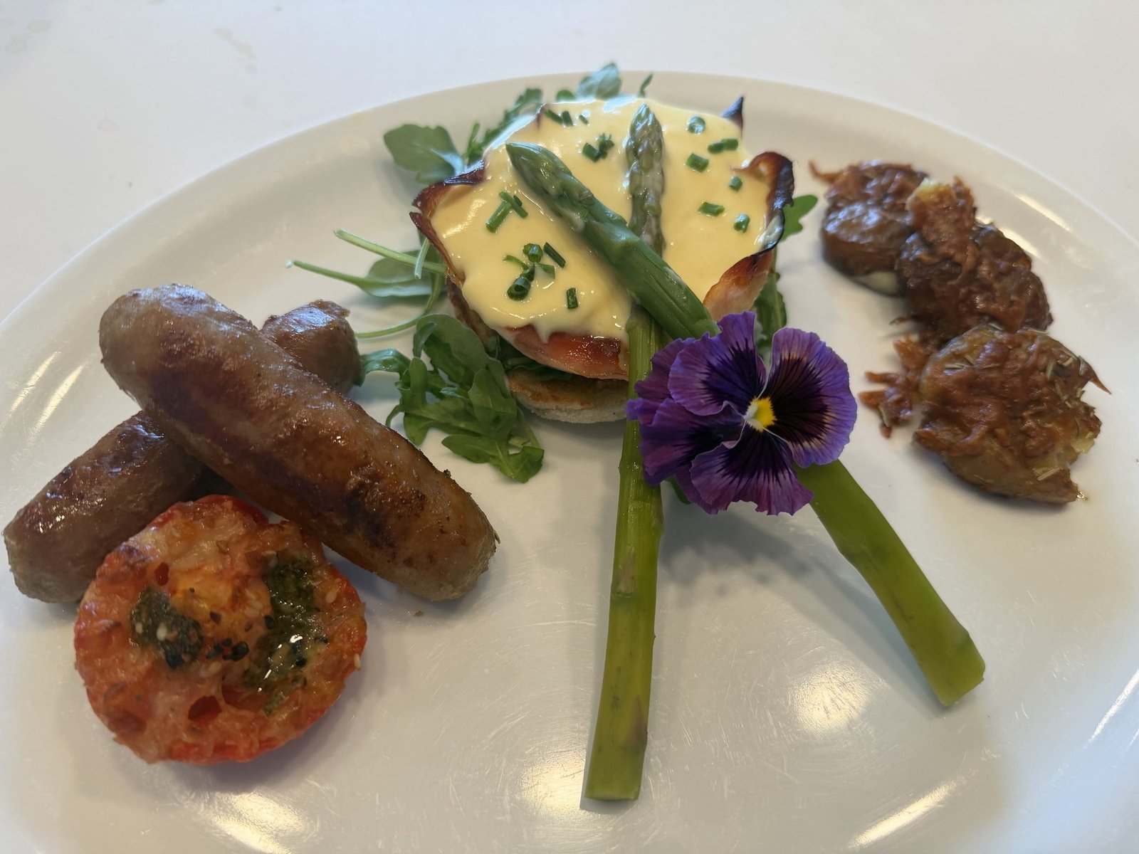 Eggs benedict at Quarrystone House